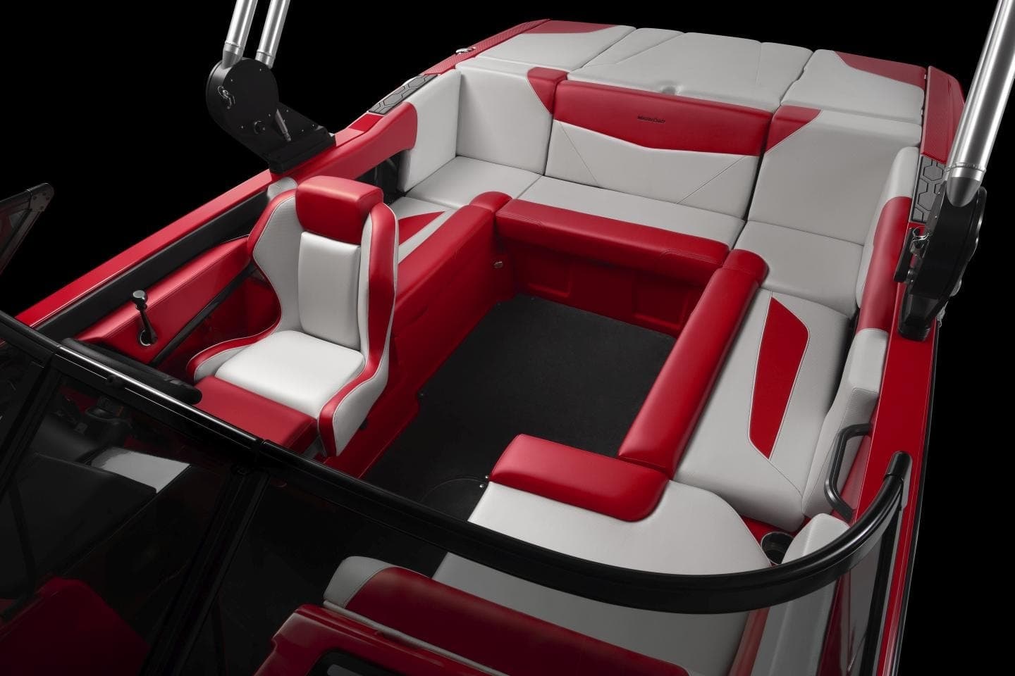 Eleven-Person Cockpit in 6.10m