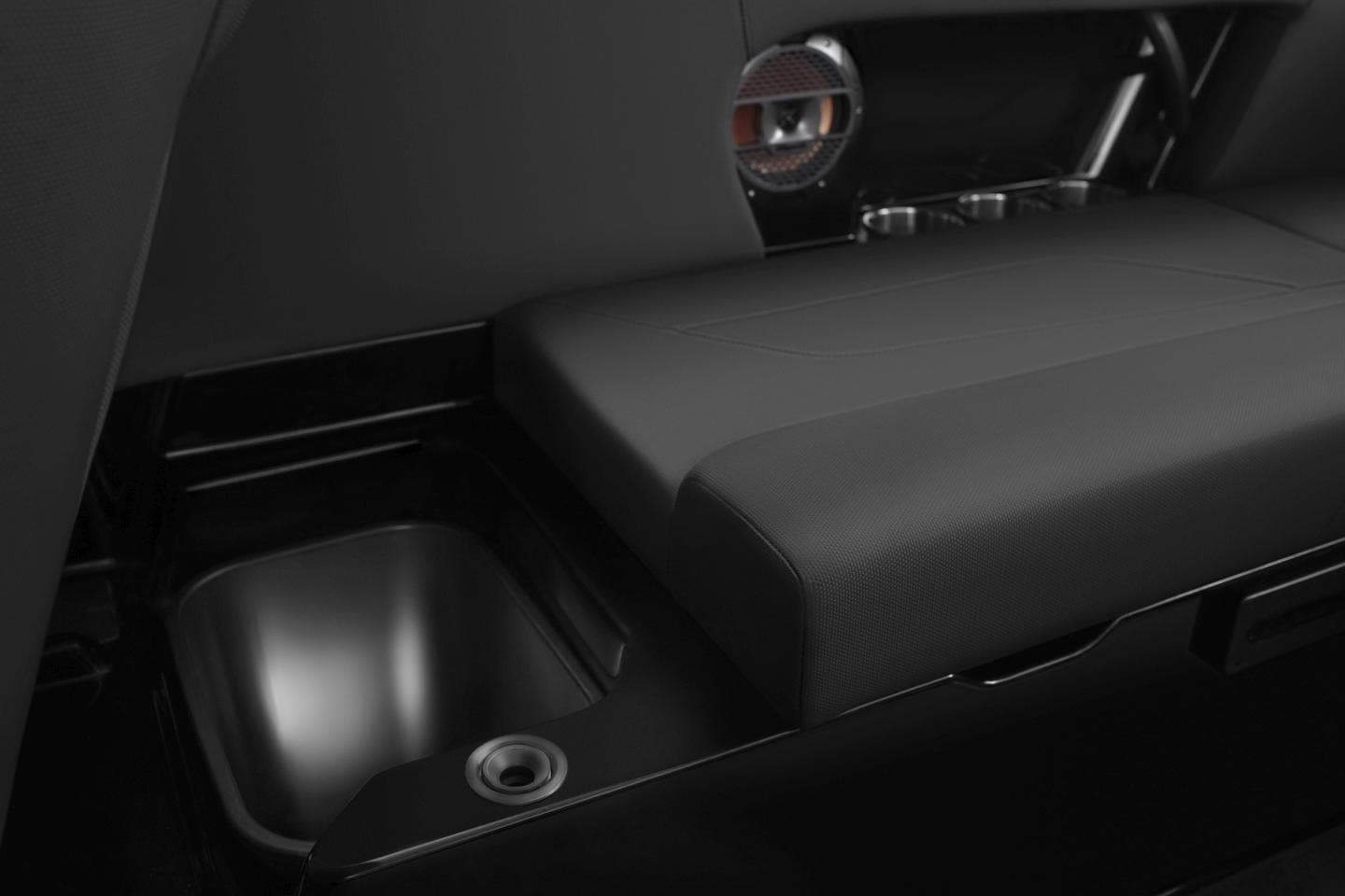 Shared Assembly Line with Flagship Models