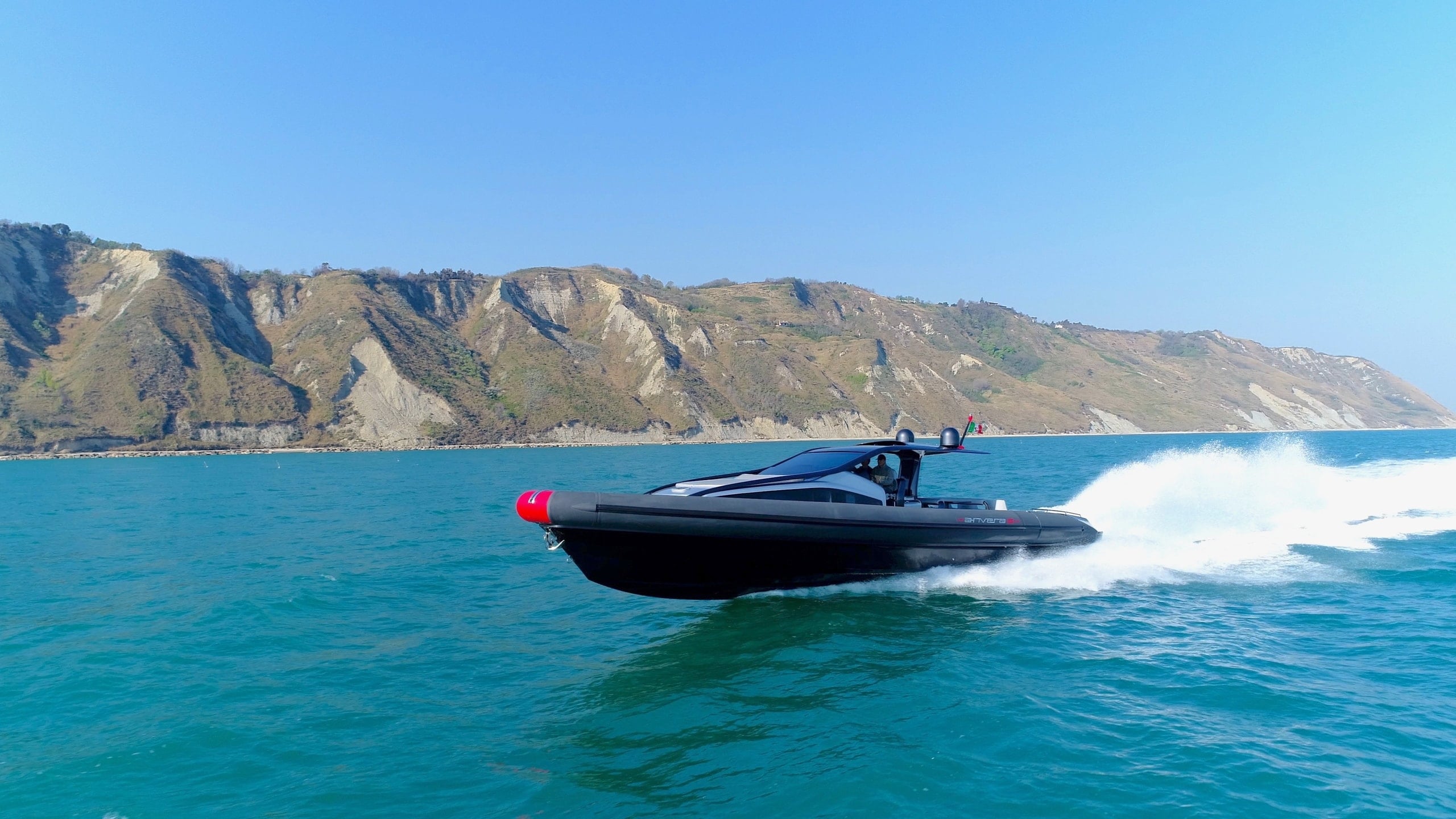 Foldable beach-platform stern