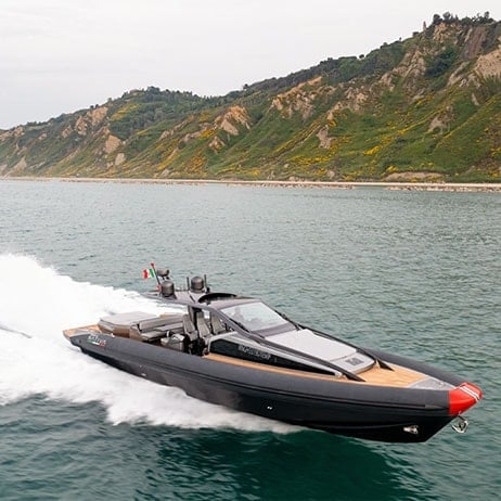 Full-carbon hull and superstructure
