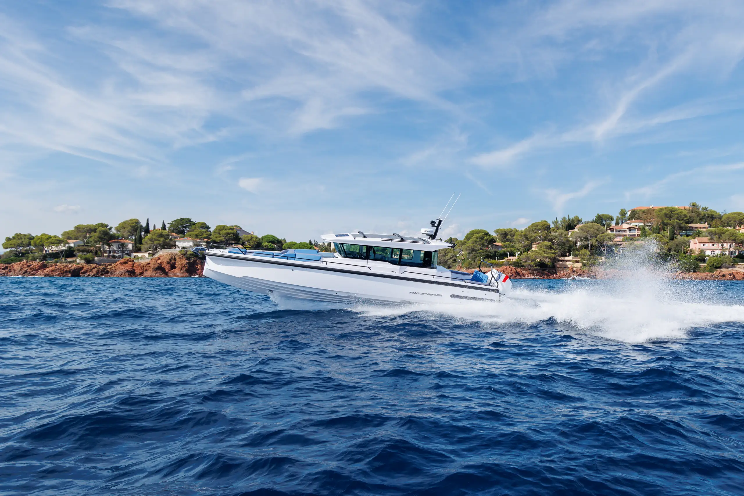 Axopar 37 XC Cross Cabin forward cabin interior