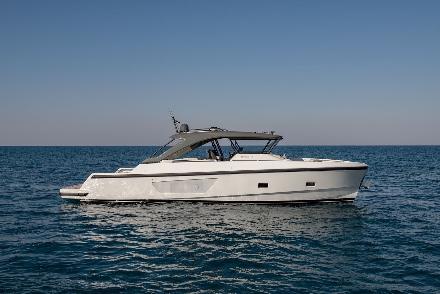 Bluegame BG54 wheelhouse with reverse windshield