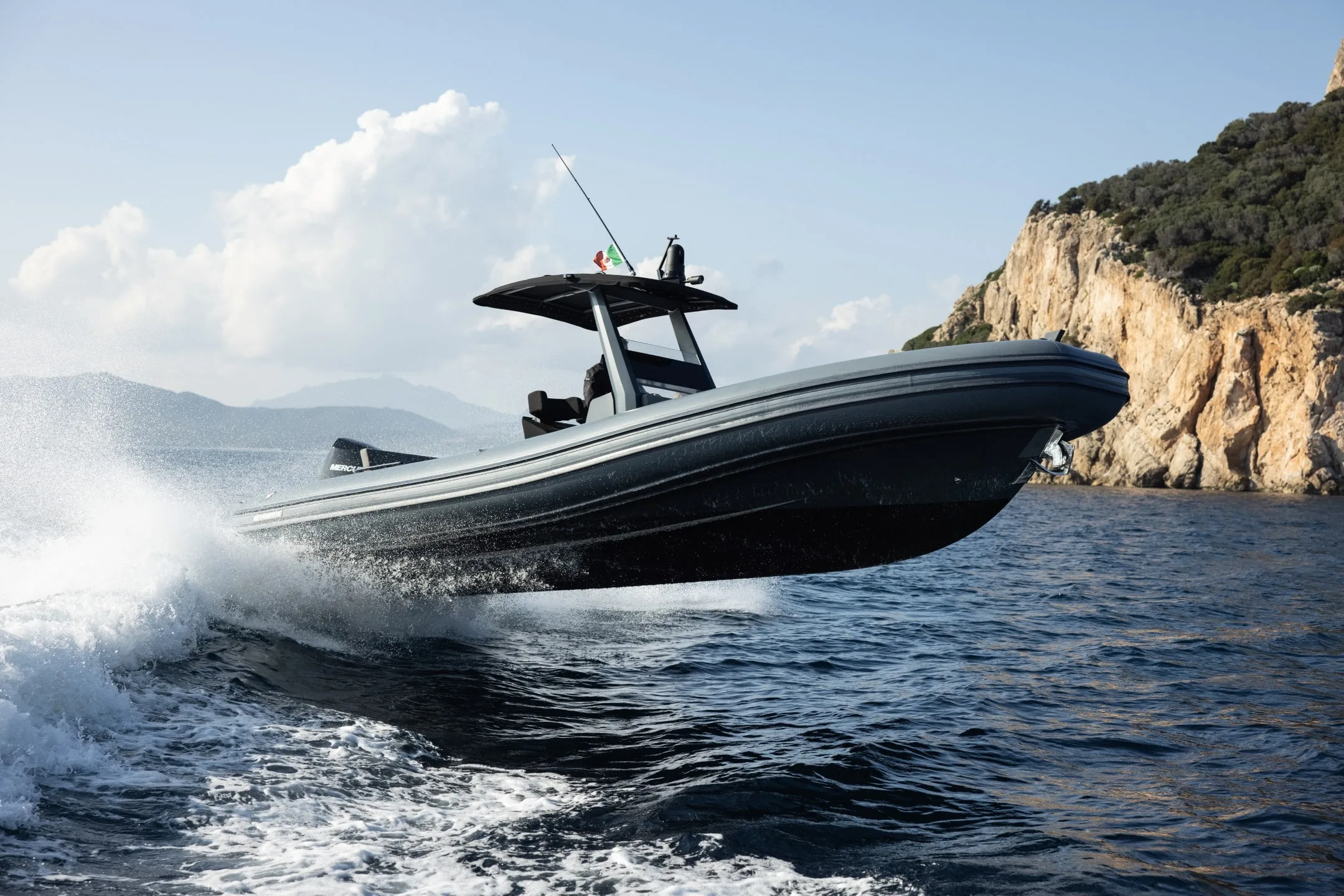 Novamarine RH 800 at speed, port quarter view